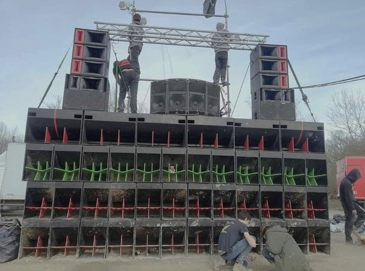 JazoFleex's tweet photo. A samedi 🤫 #Freeparty #multison #attent’anonyme 😈🔊🏴☠️ https://t.co/IckdGgWfn8
