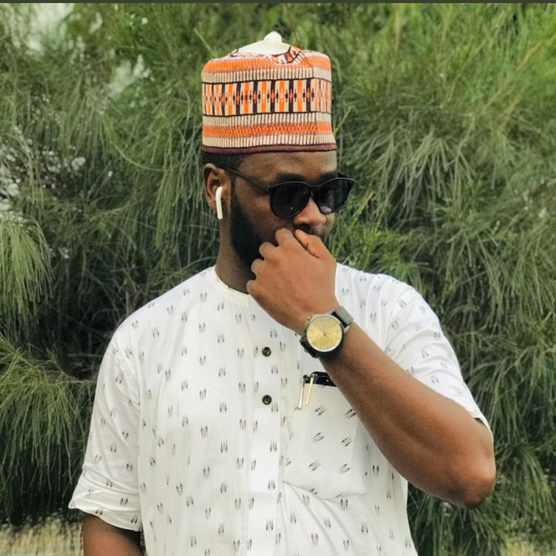 __spectaculars's tweet photo. A truly spectacular birthday celebration filled with beautiful and happy periods is all I wish for you. May lots of amazing achievements forever accompany your life. Happy birthday! @Comr_Abk 🎂
Thanks for choosing us🥰
#bespectacular https://t.co/0vzsnThrN9