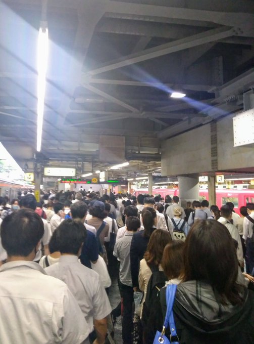 大混雑 東海道線 蒲郡 岡崎駅間で大雨のため運転見合わせ 金山駅で大混雑 密ヤバイ 現地の様子まとめ まとめダネ 大混雑 東海道線 蒲郡 岡崎駅間で大雨のため運転見合わせ 金山駅で大混雑 密ヤバイ 現地の様子まとめ まとめダネ