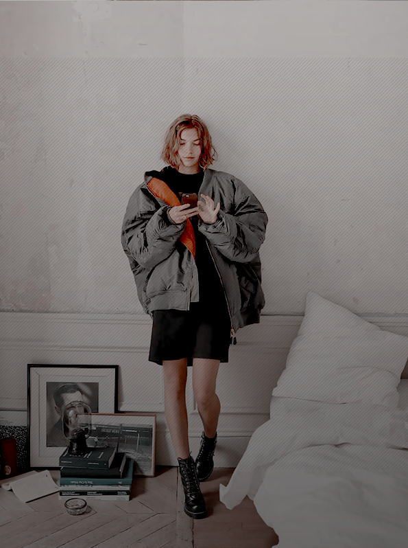 ⠀⠀ ⠀ ⠀
⠀ ⠀／ ／ ≔ 𝐄𝐀𝐓 𝐌𝐄. 

⠀ ⠀⋯⋯― I call your father daddy.
⠀ ⠀ oc. mv. ms. 7th yr. slytherin.
⠀ ⠀ ships/w chem. werewolf.
⠀ ⠀ oc friendly. mature themes.
⠀ ⠀ seeking SLs. open rp. adult pen.
⠀ ⠀ ;; au &amp; trio era. #BADMOONLIGHT⠀⠀     
⠀ ⠀   🎔+↺