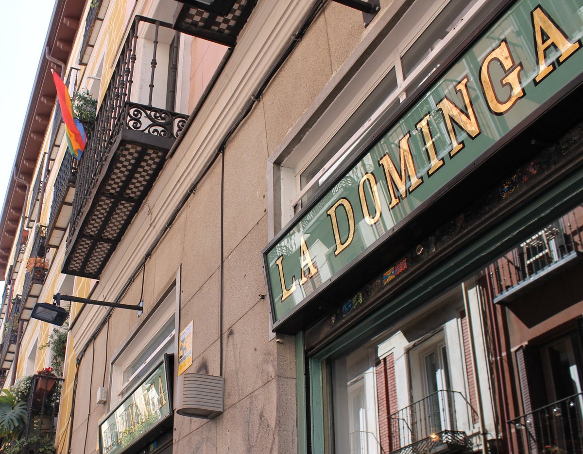 #LaDominga se encuentra en pleno corazón de #Malasaña  ❤  Nos enorgullece estar en un barrio libre y abierto con sus locales y visitantes 🏳️‍🌈🏳️‍🌈