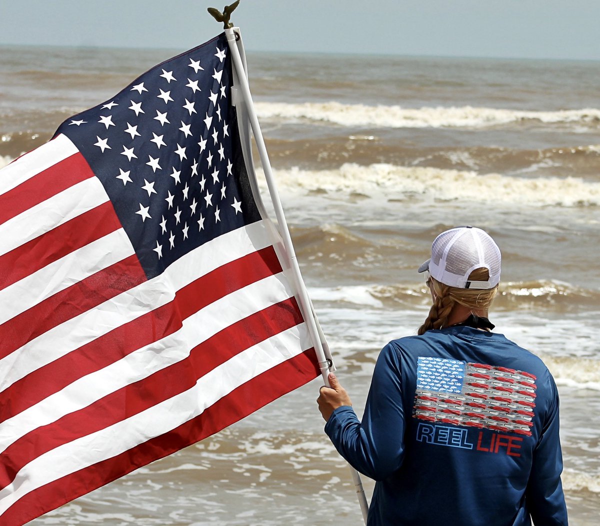 Reellifegear's tweet photo. #reellifegear #merica #🇺🇸 #america #americanflag #americanpride #livingthereellife #funinthesun https://t.co/r5zkJ8hUvw