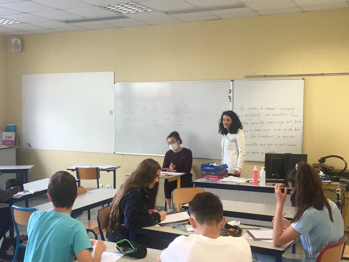 61College's tweet photo. Révisions en maths, anglais et français pour les futurs 3emes le matin, les #vacancesapprenantes commencent bien. L’après-midi se passe au Centre social de Courteille qui propose sport, loisirs créatifs et projet vidéo. @CUAlencon @dsden61 @tendanceouest61 @OuestFrance61 https://t.co/GFxzJG03gL