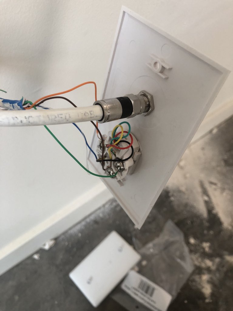 tytucker99's tweet image. (In My Denzel Voice) I’m surgical Wit This Bihhh Jake!!!!! #Lights #Fans #ExitLights #ExoticLights &amp;amp; #FireAlarms #ElectricianLife🔌🔦💡 #LoveMyTrade #KnowledgeIsPower &amp;amp; #PowerIsNeededEverywhere