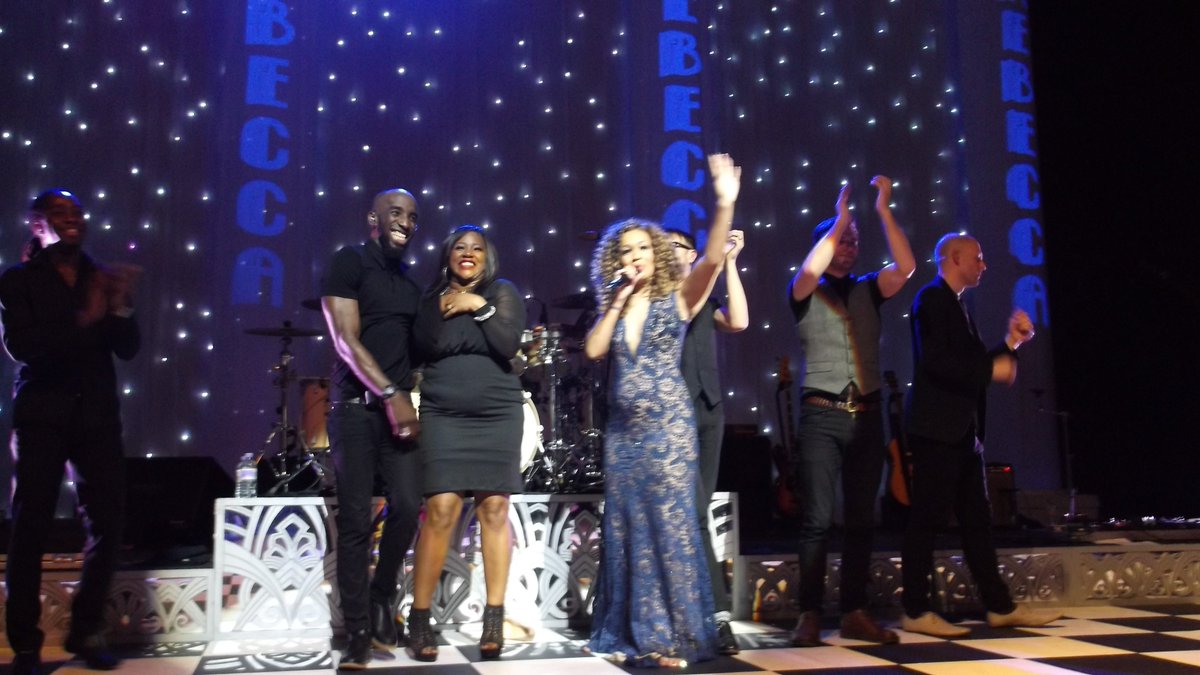 DavidThePost's tweet photo. @RebeccaFMusic Cannot wait to be able to support moments like this again🎶🙏😊 #ShowWillGoOn #SupportArtists 👏 https://t.co/FkbTwComMw