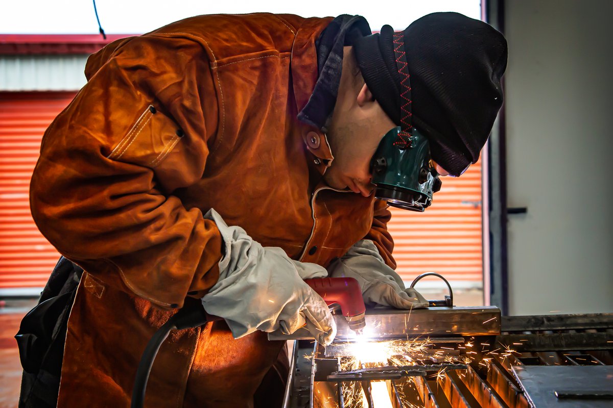 Bridge Maker Space is open! Join us. Monthly Membership is still a low $97month and includes 24/7 bookings of the Art Studio, Wood and Metal Shops, provided you have passed our Certification tests (fee). Get started now.  bit.ly/3iwRFS5