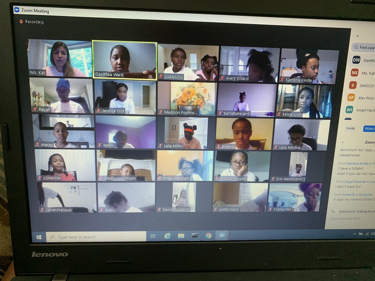 n0desolg's tweet photo. Today was !!Day 2 @TheSMHF #SummerSTEMCamp with @100GOCConyersGA! Headphones Hack using #microbits! https://t.co/E7iZdjt8uh