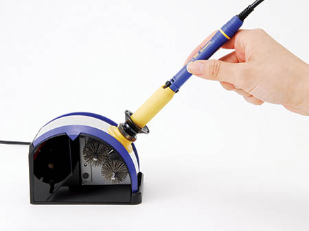 HakkoUSA's tweet photo. #TipTuesday - Tips Matter! Make sure you have a cleaner that's quick and effective in removing oxides &amp; excess solder with the FT-710 #tipcleaner - two powerful spinning brushes, activated when the tip is pressed in the holder https://t.co/ufL7FXYNHY