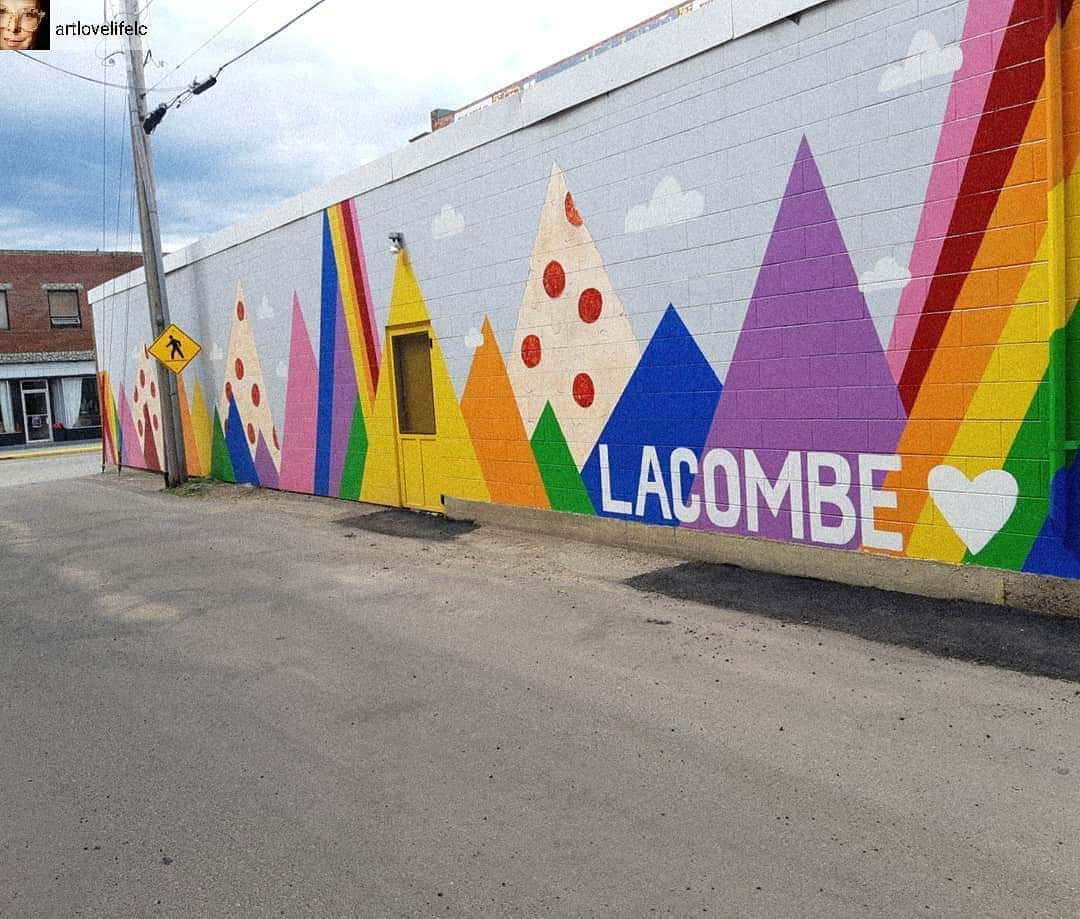 <a href="/theartofLC/">Lauren Cowles</a> crushed this mural! We gave her our vision and she knocked it out of the park!

Stop by and snap a 📸!