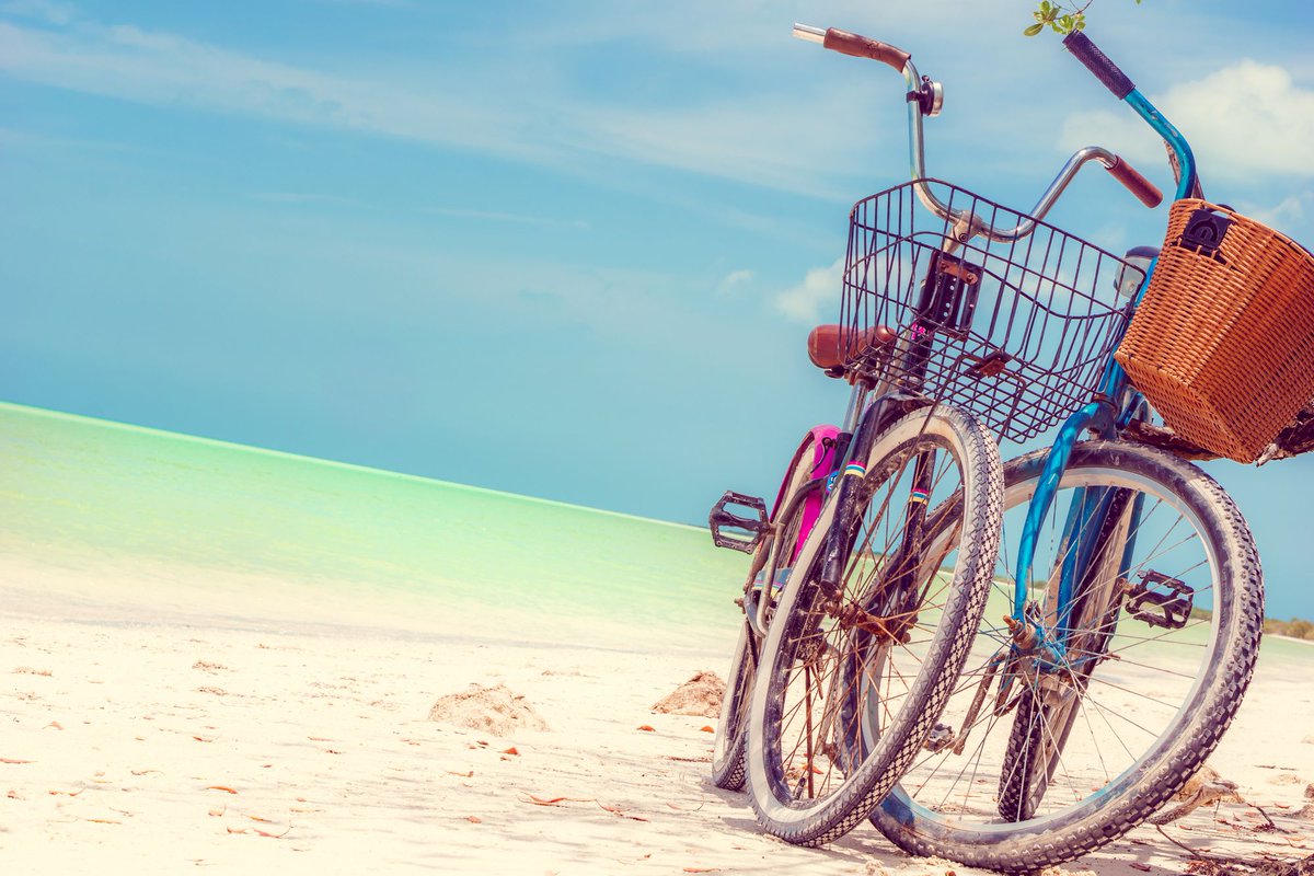 mexdesconocido's tweet photo. La bici es un medio de transporte que ayuda a cuidar el ambiente y beneficia la salud. Aquí te damos opciones de destinos para recorrer en bicicleta. https://t.co/Qo5Yj6V4gE https://t.co/NAncig4WHN