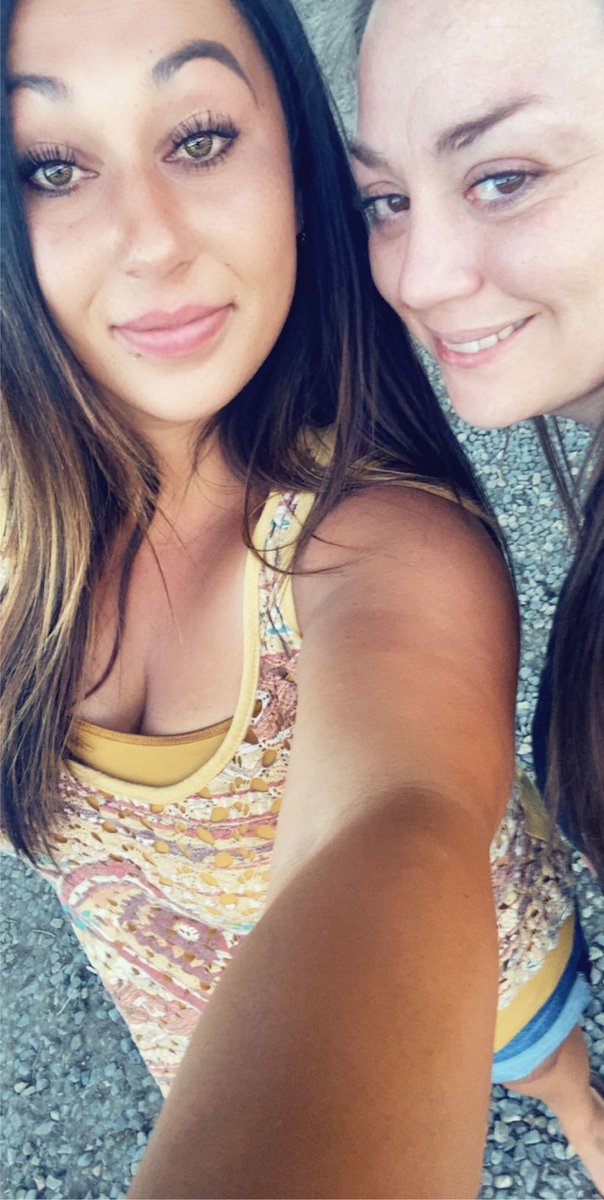 BoojieBadd's tweet photo. Kayaking!!! Instagram chaoticcowgirlamber Snapchat AmberBonatti https://t.co/LBI1R9ki9y