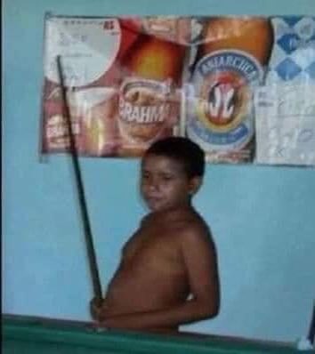 IgorShoji's tweet photo. O filho do Leonardo/ Se eu fosse o filho do Leonardo https://t.co/E3Zq1bSfri
