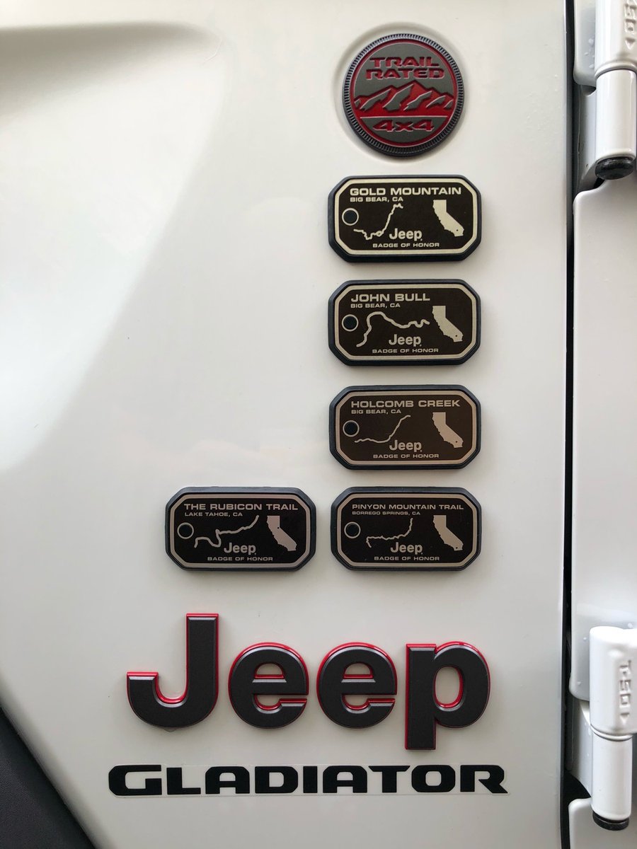 AllEnginemagaz1's tweet photo. #RETOSYPASIÓN
Jeep amplía la aplicación Badge of Honor, con caminos completamente nuevos y no menos desafiantes

Badge of Honor fue creada en 2013 en USA para permitir a los entusiastas del todoterreno conquistar caminos y ganar insignias únicas para sus vehículos Jeep. https://t.co/Yl7xywWC5y
