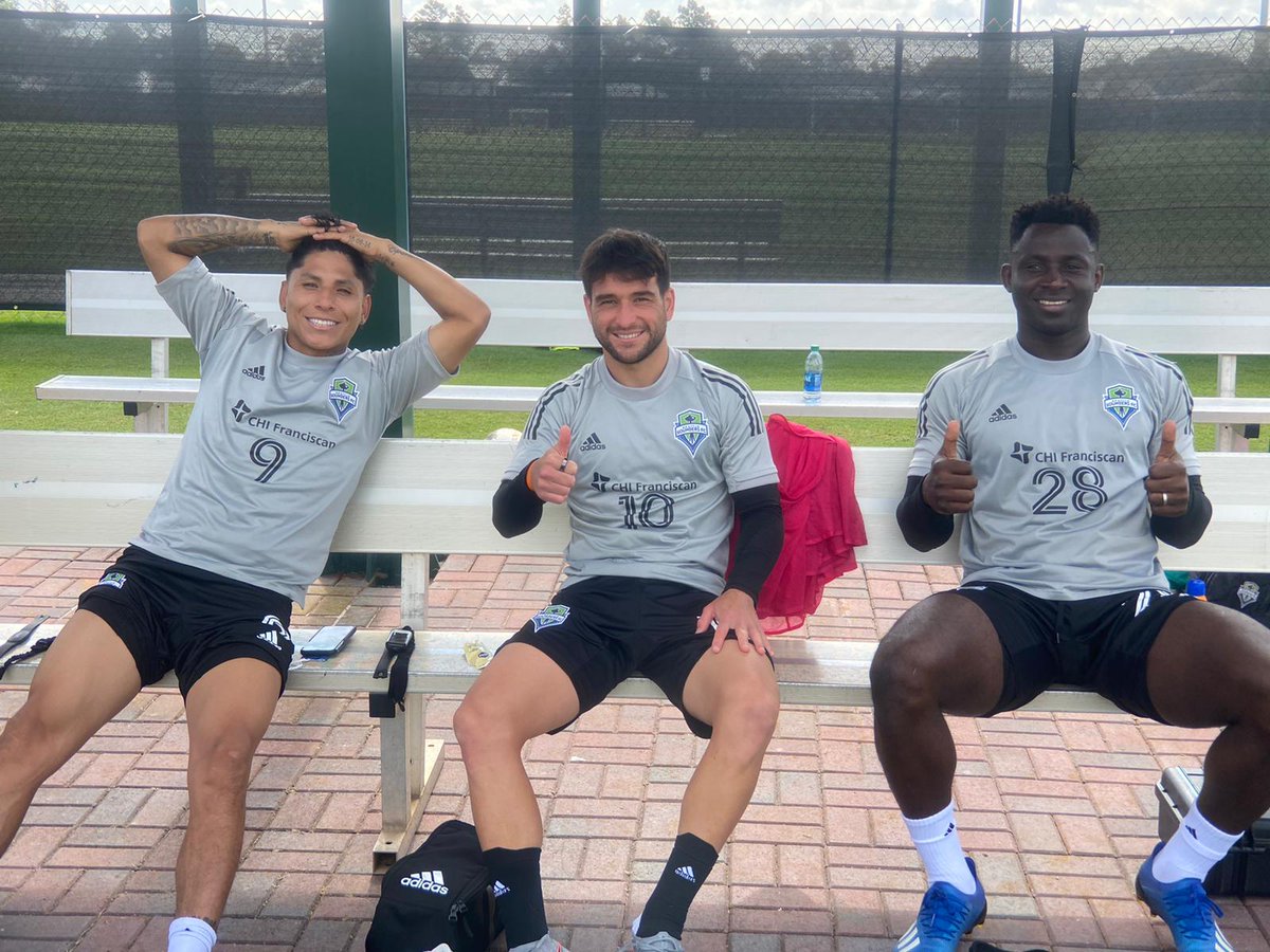 SportsPulso's tweet photo. #Sounders
🇵🇪 🇺🇾 🇨🇴 https://t.co/PG9ddndcyL