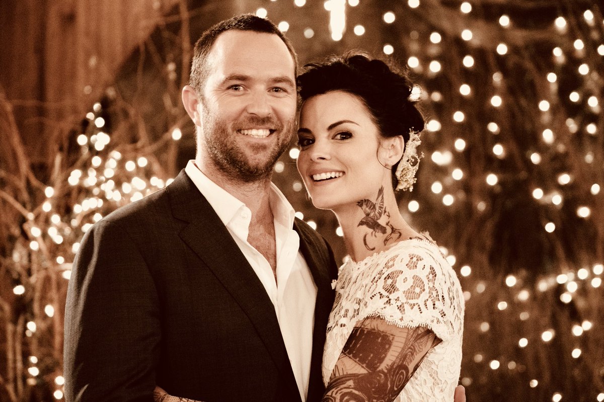 Familyblindspot's tweet photo. Happy moments should never be forgotten 💖😍

#Jeller #Blindspot https://t.co/lsm8d4Oi5y
