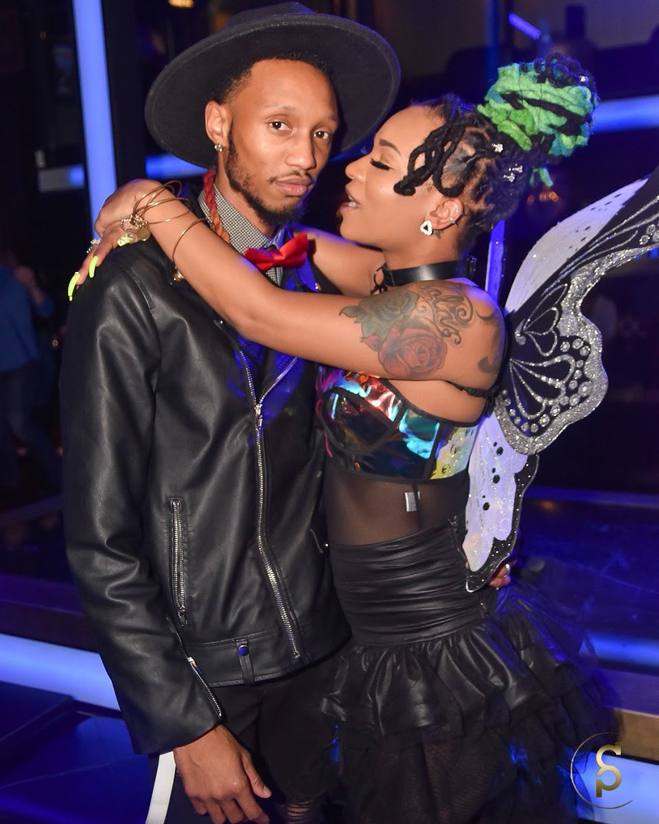 Having a man that’s already a boss, backing up your business endeavors 💚🔥💕