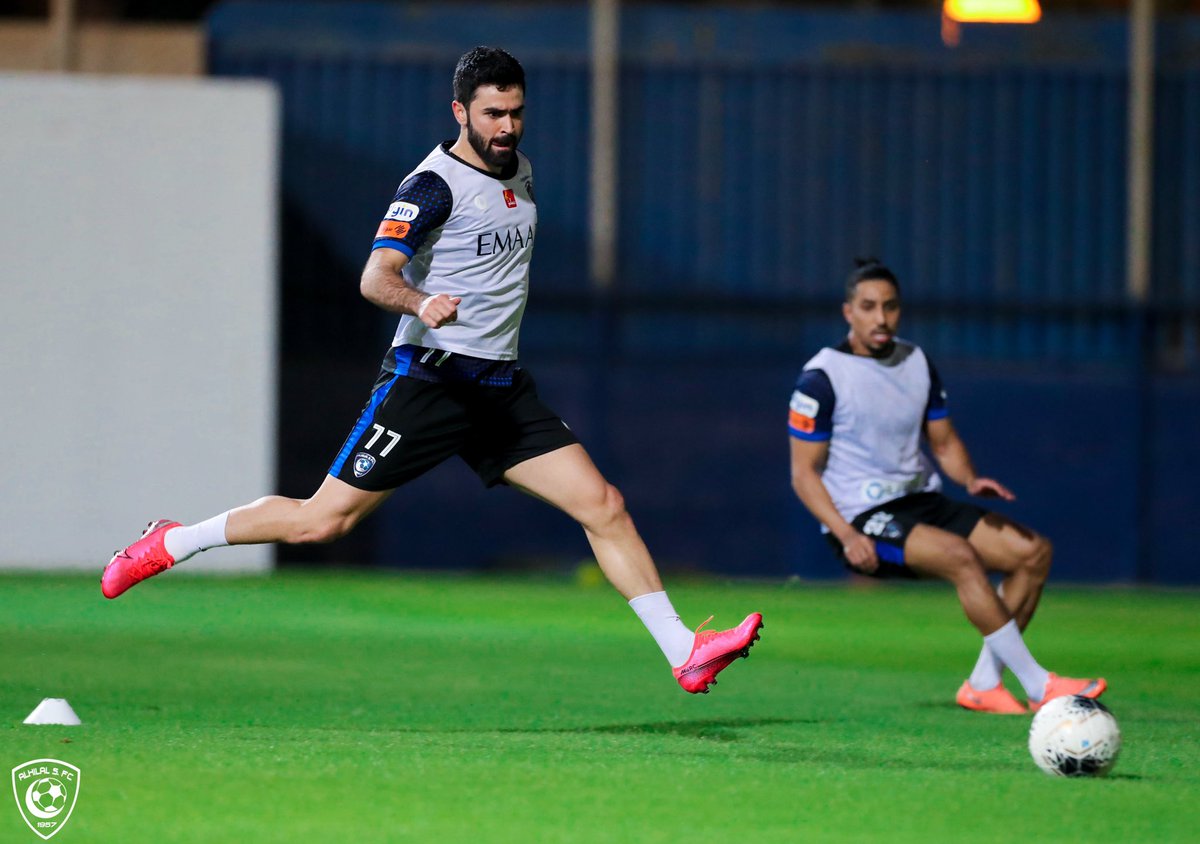 Alhilal_FC's tweet photo. 📸 #الهلال 🤩💙
#كبير_آسيا https://t.co/EjoDoUVDHu