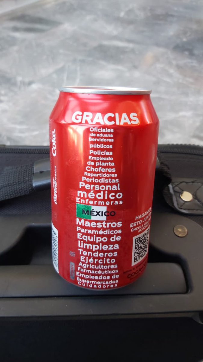 SALBAA's tweet photo. @CocaColaMx muy bonito detalle, pero estaría bien agregar a todos los trabajadores de las compañías eléctricas que son indispensables para cualquier actividad. https://t.co/NH9oESJvcB