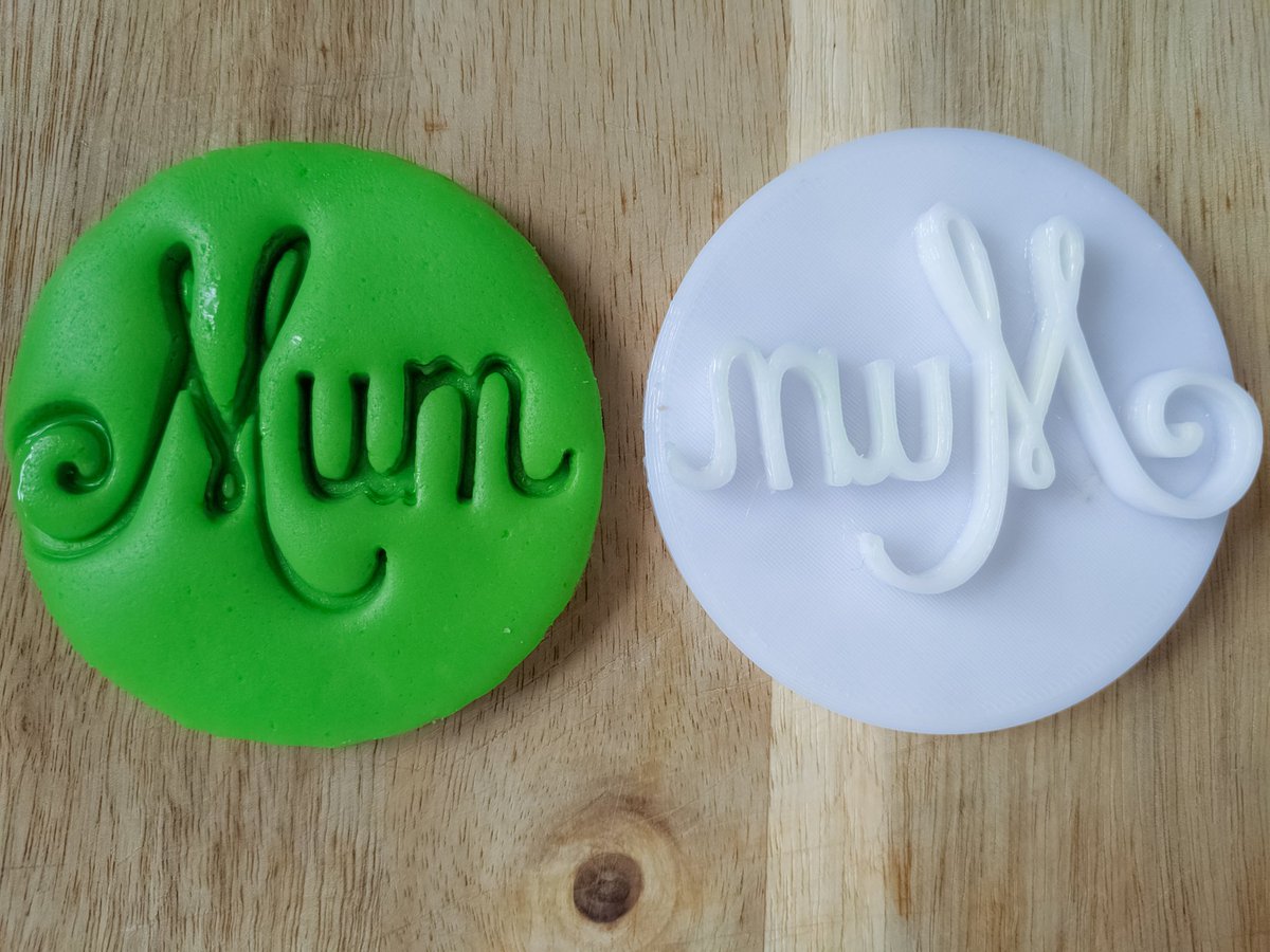 seal_stamp's tweet photo. #sbswinnershour Today we've come up with some beautiful new hand drawn designs. https://t.co/HggfUEBsg8 https://t.co/lQaMdFj21A