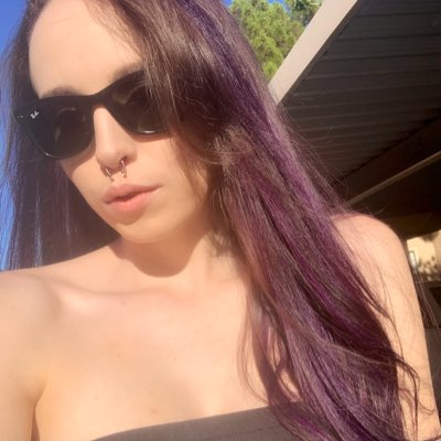 💜 #NewProfilePic https://t.co/CR1pek49ZW<a href="/tag/newprofilepic"class="tags">#NewProfilePic</a>