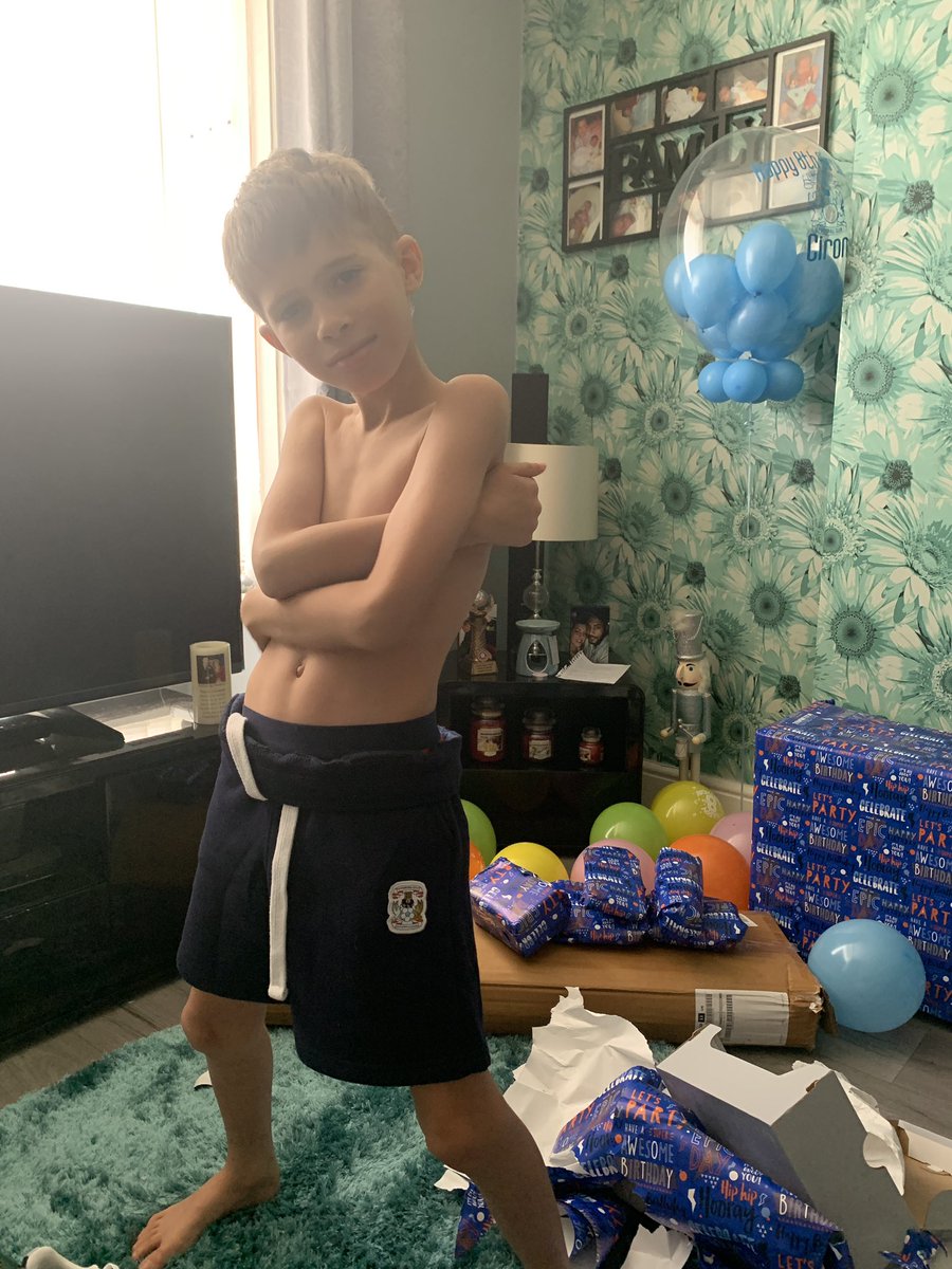 laura b ❤️🏴󠁧󠁢󠁥󠁮󠁧󠁿 tweet media