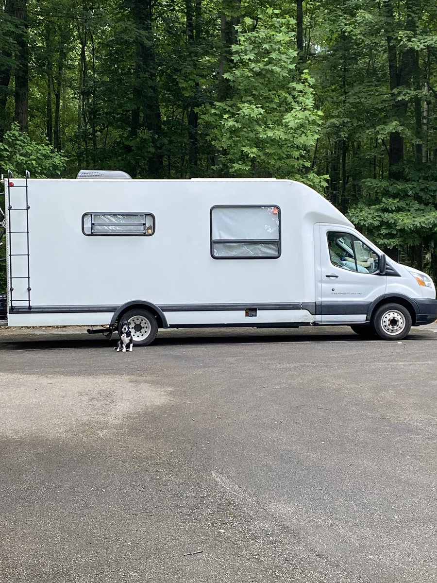 CruisinMarina's tweet photo. Welcome to my crib! 
.
.
This is a 2017 Ford Transit box truck that my boyfriend &amp; I converted in 1 month during quarantine. We now live in it full time on the road adventuring! 
If y’all would like to follow along on the journey head on over to our IG: @thewanderingdexters 🚐💨 https://t.co/OES9V0iEXJ