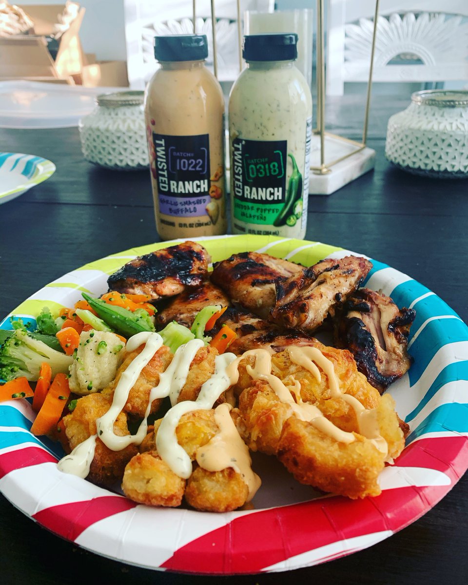 Martyloveshomes's tweet photo. #ReadySetRanch #RanchifyIt #complimentary @TwistedRanchSTL @Influenster https://t.co/lph6sqSYdU