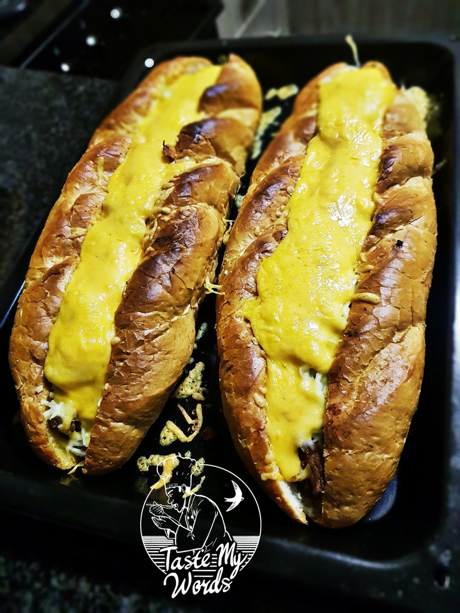 TasteMYWords1's tweet photo. #PRJCT (metro rail 😂🚉🚇😁)
#Flavor_Speaks_Volumes 💦😋, Content creation #Tastebutt Destroyer 🔪🚉👨🏾🍳👨🏾🍳👨🏾🍳🤒🤒 https://t.co/3P2Wi27bJA