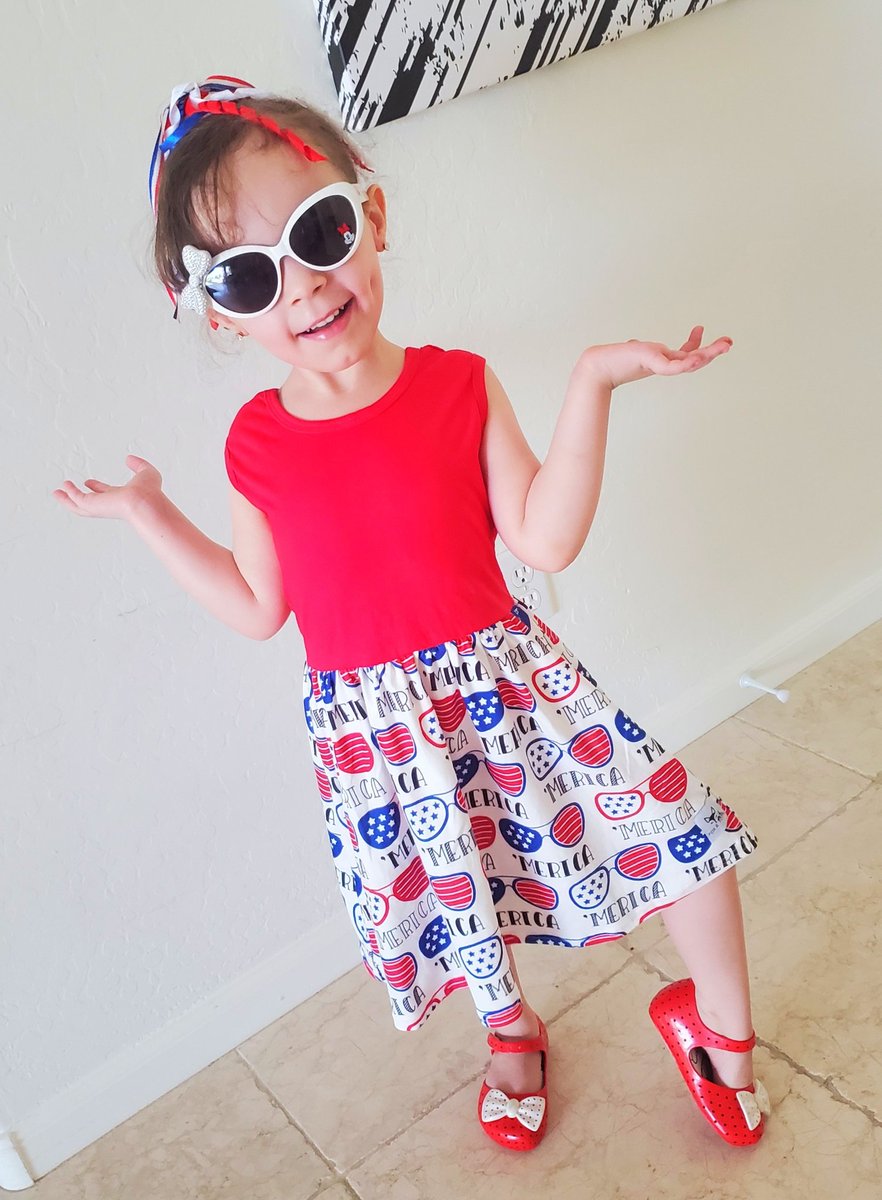 BabyChanelworld's tweet photo. All dressed up and no where to go.. stayed in for the 4th of July but still stayed cute
Dress- @Foxandtots https://t.co/2jML36Oy3l