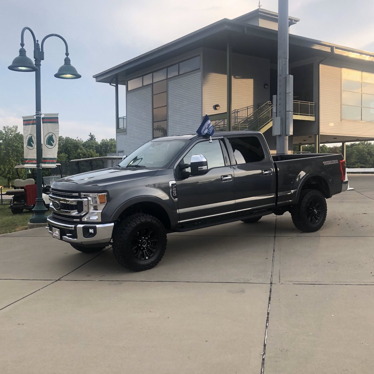 lexjrleaguehs's tweet photo. Thank you @PaulMillerKY for being the exclusive vehicle partner of #LexJLHS https://t.co/vSXnvx2hqW
