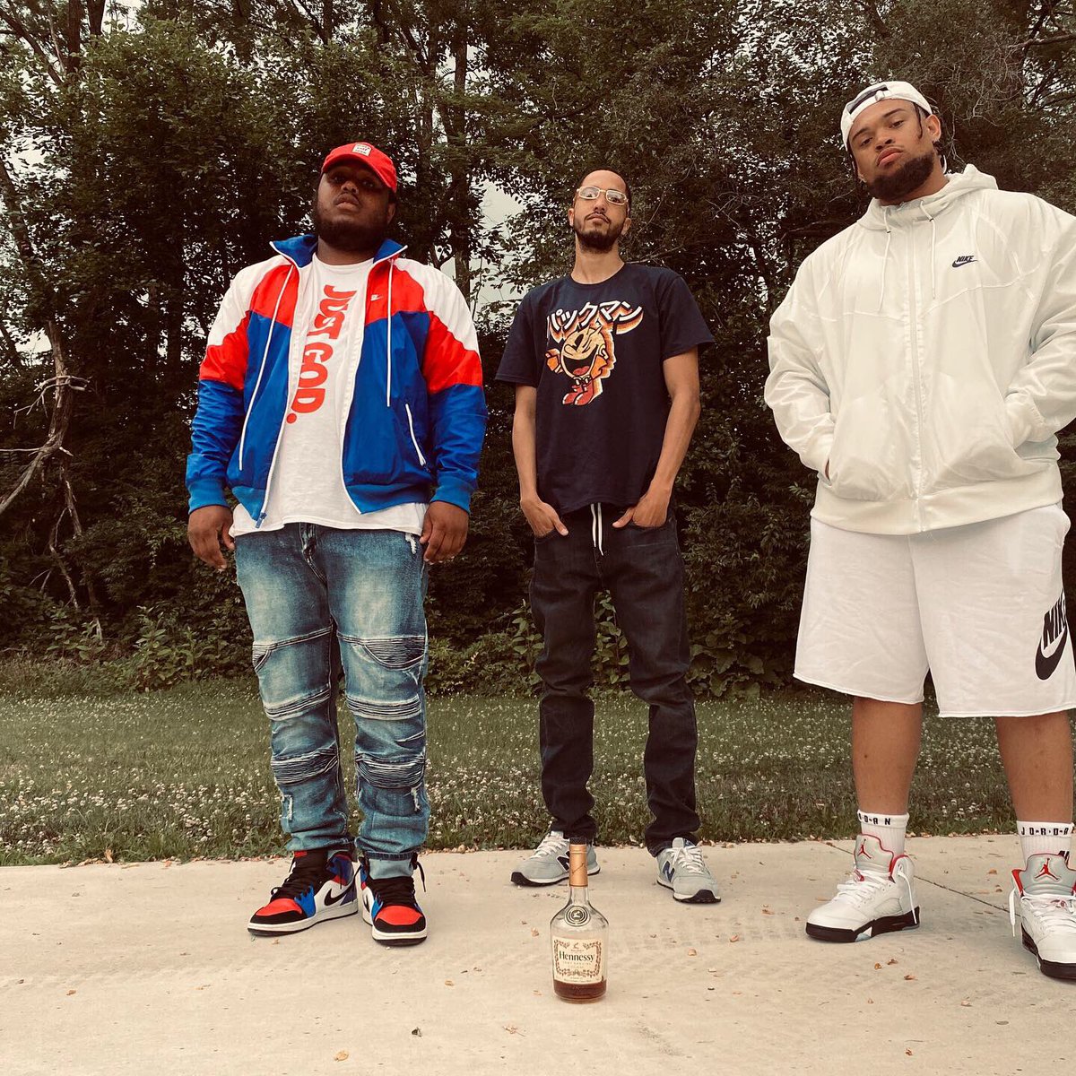 DonV_01's tweet photo. Just a chosen few. 👑👑👑 #Wis3
Shot by: @thereal_slim23
#TiffPlix
@ThomasTownTuck
@DavianteC https://t.co/BvW0sWV6IB