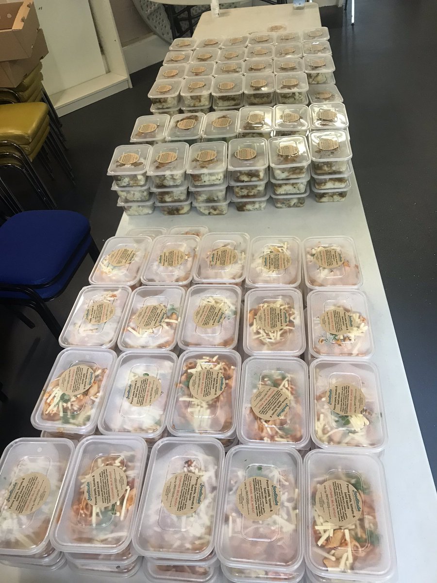 ManorEstateTRA's tweet image. #CumberlandSausage #SeafoodFricasse #tomatobasilpasta

#RestaurantQuality makes neighbours feel like they are #diningout without leaving their home, honest #testimony

@WeAreFooditude have kept our #vulnerable community fed from April, we are forever grateful ❤️Lisa