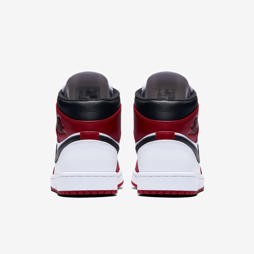 J23app's tweet photo. Jordan 1 Mid "Chicago White Heel" official images https://t.co/sjLQmh7t2d