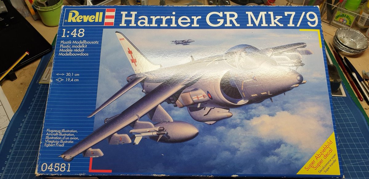 Plastic_Alchem's tweet photo. And another build on the go. Harrier GR Mk 7/9. Cockpit done. #scalemodel #scaleup #modelkit #modelismo #148scale #revell #harrier #harrierjumpjet #orlee #plasmo #scalemodeler #modelcraft #airbrush #scalemodelworld #miniatura, #raf https://t.co/jjw3dDNWfJ