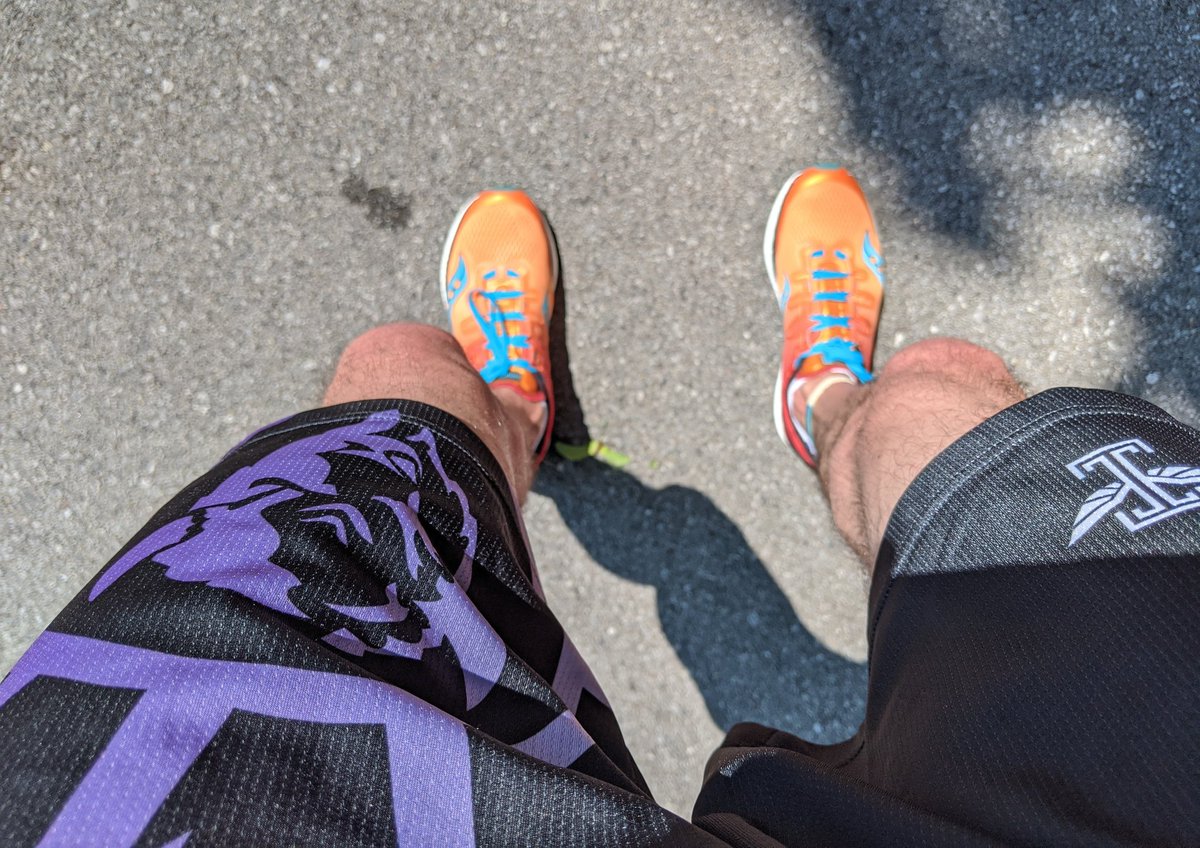 BBuff24's tweet photo. Getting a run in to try and be ready for the new โฝ season in this 93ยฐF heat!! @GreatWhiteBflo is back on the pitch this Sunday!! https://t.co/l2WzjyRLoU