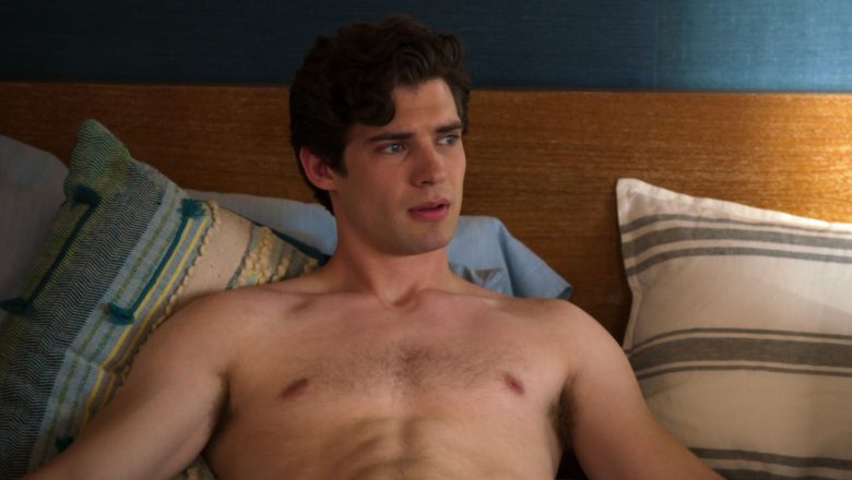 omgblog's tweet photo. OMG, he’s naked: David Coronswet https://t.co/7B5MkdzBnD #Candy #AffairsofState #DavidCoronswet https://t.co/ioBJyPsoBH