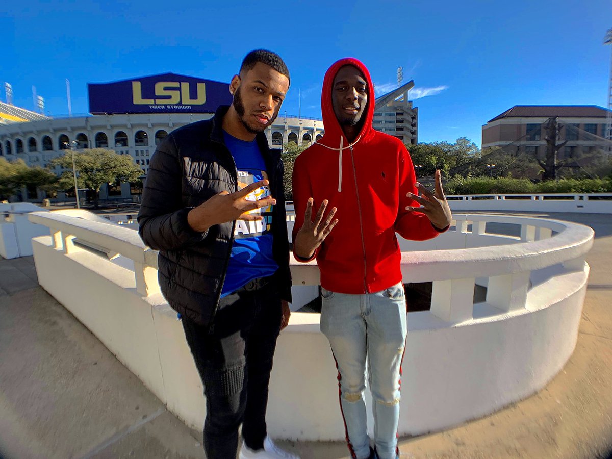 KingKVO's tweet photo. #WhosWhoOfSU
♠️@KingKVO , Kvo, DJ KVO (Whichever one you hear first🤷🏽‍♂️)
♠️JUKE
♠️Business Administration💰
♠️Working on my SECOND Degree @SU
♠️DJ, Parties, Producer
♠️Business Owner
♠️Exotic Breeder https://t.co/2LjsRac0dw