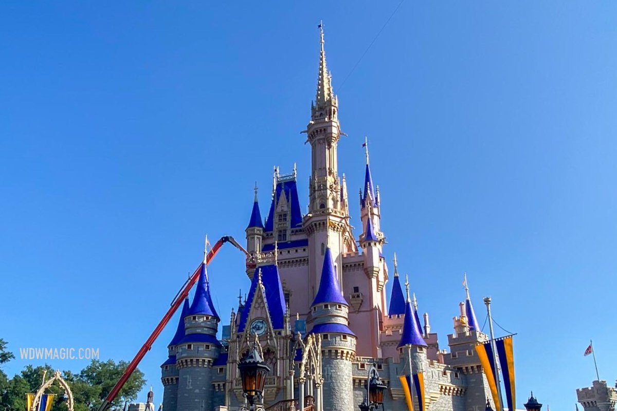 InnHouseUSA's tweet photo. NEWS: The classic hues of Cinderella Castle at #MagicKingdom have been replaced ahead of the reopening this Saturday. #WDW #Goldpaint #LoveFL https://t.co/L05NaXqpOz
