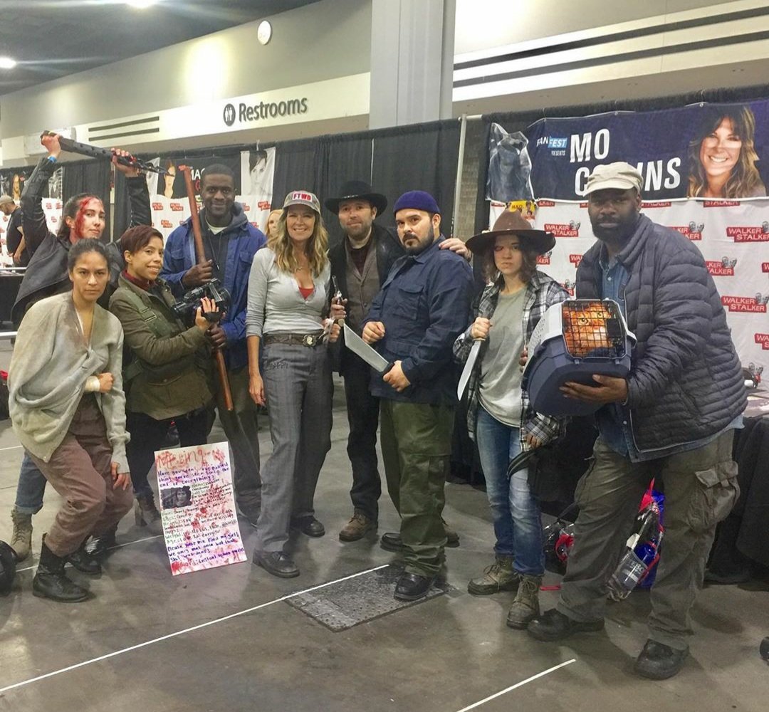 jessicatNY's tweet image. Happy birthday to @THEMOCOLLINS !
Remembering that time when Carl snuck in with the #feartwd gang. @CosplayingDead