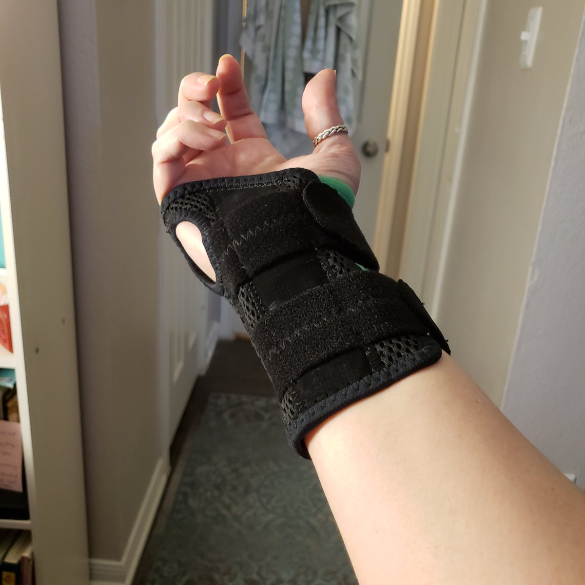 krispris's tweet image. Popped a tendon in my right right wrist. Heard it before I felt the hot pain creep into my hand and up my forearm. Luckily, I have a wrist brace from an old injury for my LEFT hand, but hey, whatever works, yes? #Owchie