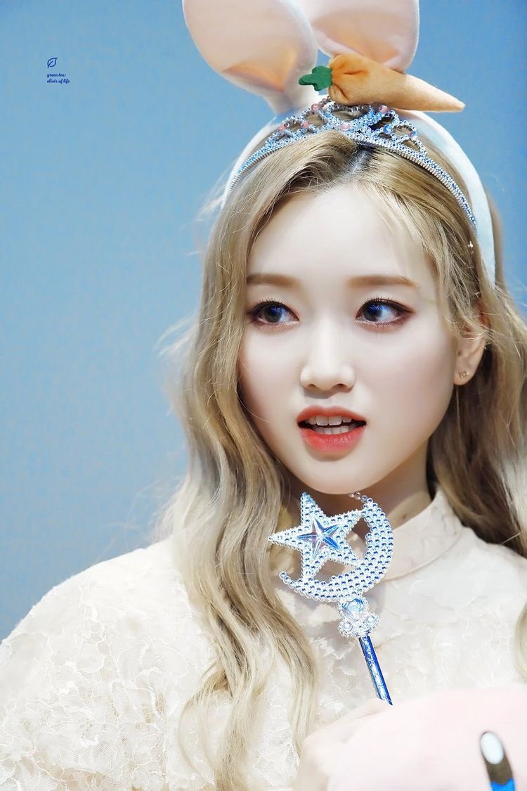 gowpics's tweet photo. au where gowon is usagi tskino aka sailor moon... oh wait she already is 🤔 https://t.co/eDiFccN4Kl
