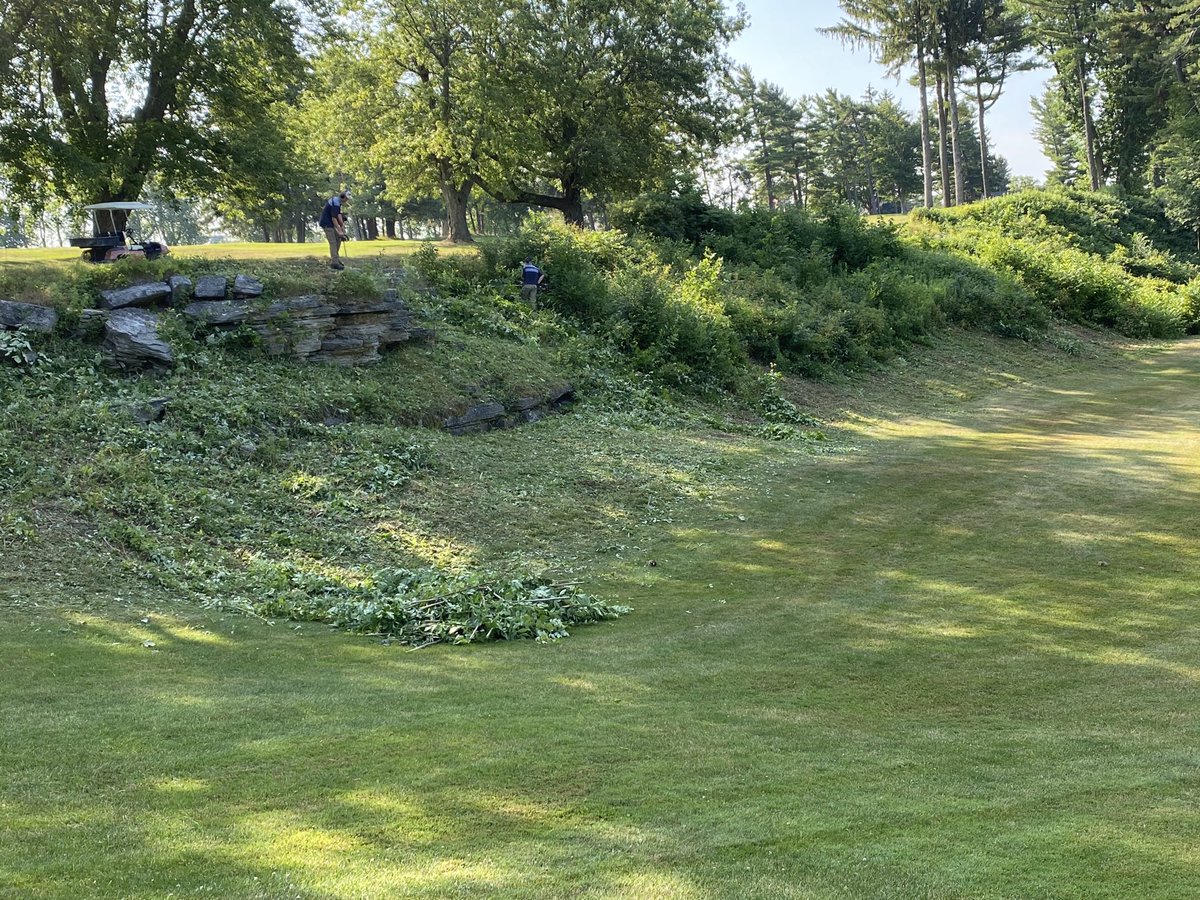 Catgandcc's tweet photo. Exposing the rock face from the main tee deck on the 3rd hole towards forward tee. Thanks to @_Super_Rob and the grounds crew.  https://t.co/6gCudLyqJb https://t.co/E567ohPctH