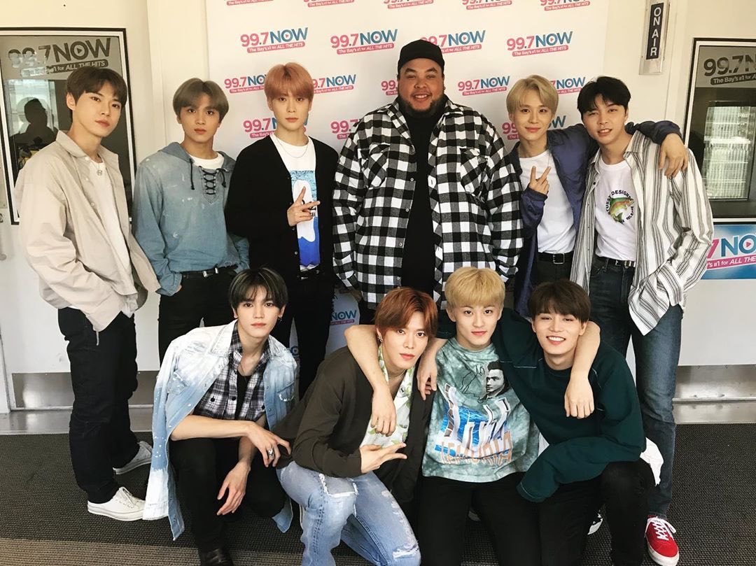 FanFRTaeyong's tweet photo. 07.07.2020 [PHOTO] Mise à jour du compte Twitter de BigReidRadio

"J'ai entendu dire que quelques uns de mes amis célèbrent une autre année ensemble! Chaque fois que je les ai vu, ils étaient très cool et terre à terre! Félicitations les gars! #4YearsWithNCT"

#Nana https://t.co/k5K66Mh8b2