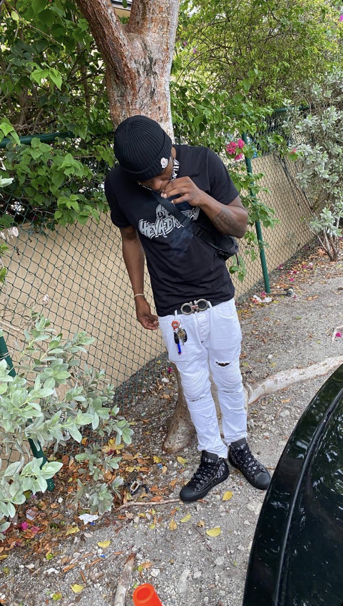 4EvaDrippy's tweet photo. “Product Of My Environment” 4️⃣♾☔️#4EvaDrippy #Lifestyle #QuietStorm #Miami #Dior #Monlcer #designer #Drip4Sale https://t.co/x68NUCW2b6