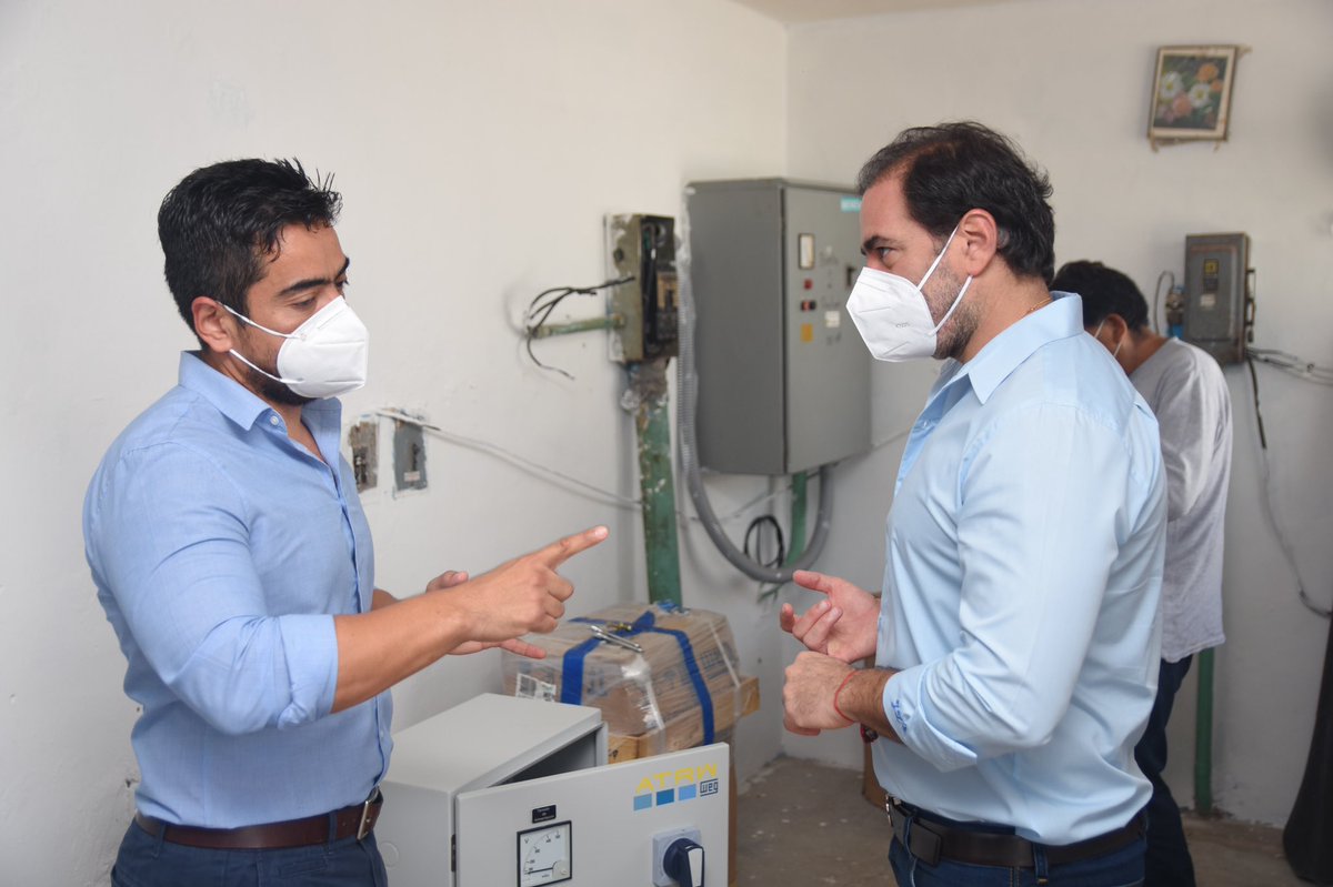 JULIANZACARIASC's tweet photo. Gracias a la suma de esfuerzos y trabajo coordinado entre la empresa Puerto Lindo y la #SMAPAP, modernizamos la red de agua potable de #CHELEM y #CHUBURNÁ, beneficiando a más de 20,000 #Progreseños. Seguiremos en esta ruta para mejorar el servicio de agua potable en el municipio. https://t.co/IY0S3e9JCm