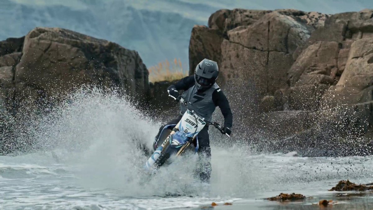 YamahaMotorCa's tweet photo. Heat up the popcorn and make some room on the couch because Yamaha Movie Night is nearly here! Tune in tonight at 7:30 pm EDT to catch DIRTBAG II: THE RETURN OF THE RATTLER and selected shorts including the award-winning ENDLESS series from TMFF 2019:

https://t.co/7g989lIxxi https://t.co/rWlMCAsYC6