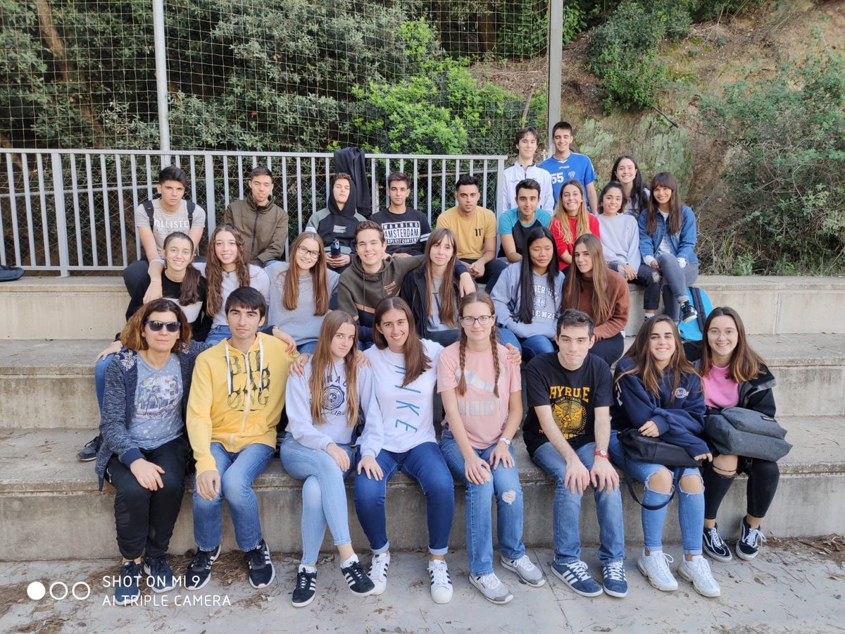 ebonsalvador's tweet photo. Volem desitjar molta sort als alumnes de #2nbatxillerat a les proves d’accés a l’universitat!!!💪🏼💪🏼💪🏼🍀🍀🍀🍀 #pau2020 #selectivitat2020 #bonsalvador https://t.co/zX7SG0UO03