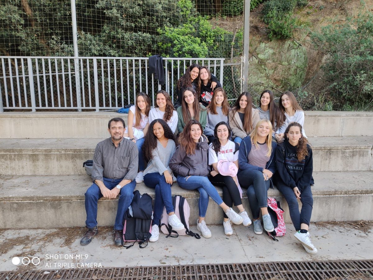 ebonsalvador's tweet photo. Volem desitjar molta sort als alumnes de #2nbatxillerat a les proves d’accés a l’universitat!!!💪🏼💪🏼💪🏼🍀🍀🍀🍀 #pau2020 #selectivitat2020 #bonsalvador https://t.co/zX7SG0UO03