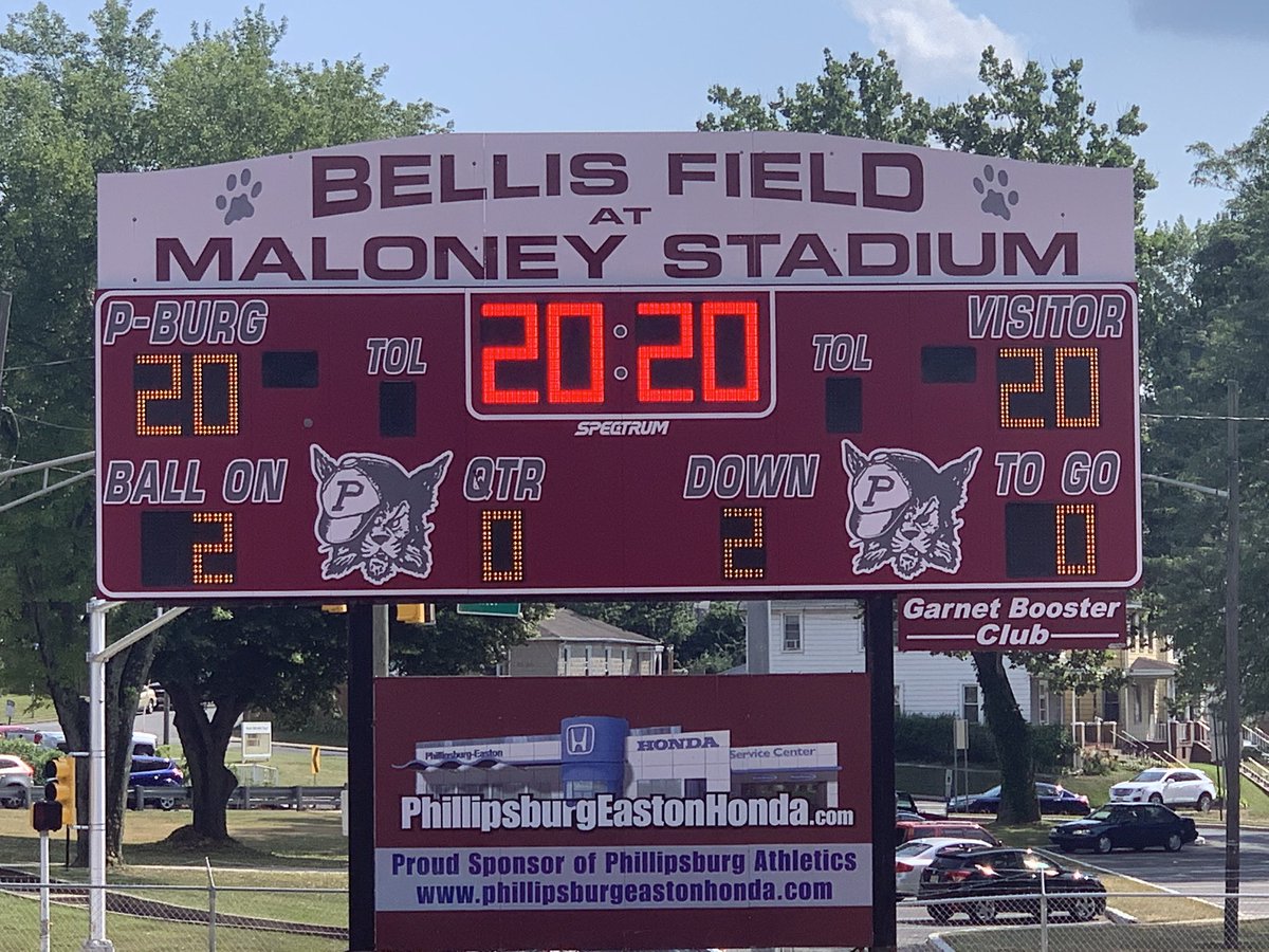 Slow down and enjoy your families tonight, seniors.  Tomorrow begins a new chapter  in your lives. Looking forward to honoring you.