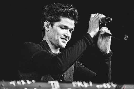 HolstersWenda's tweet photo. Goodnight, sleep well @thescript_danny @glenofthepower @thescript #thescriptfamily #thescript #dannyodonoghue #bestsingeralive #singersongwriter #beautifulman #myfav https://t.co/KeRUflvIM7